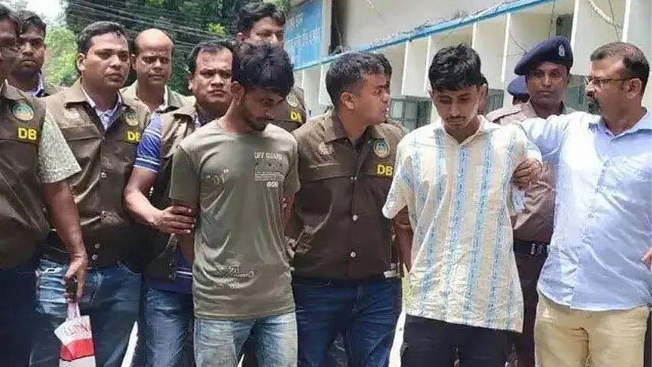 রংপুরের চাঞ্চল্যকর ৪ খুনের রহস্যে কল রেকর্ডে মিলল গুরুত্বপূর্ণ সূত্র