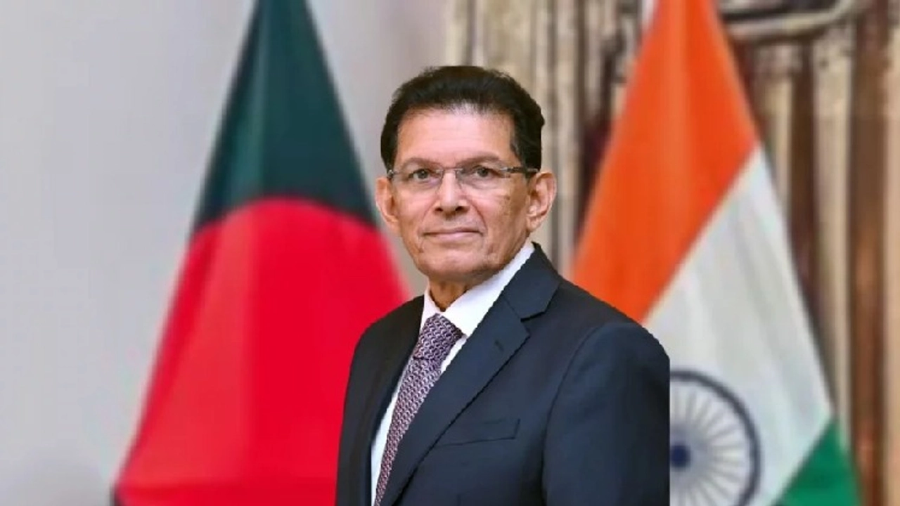 বৃহস্পতিবার দেশে ফিরছেন পররাষ্ট্রমন্ত্রী