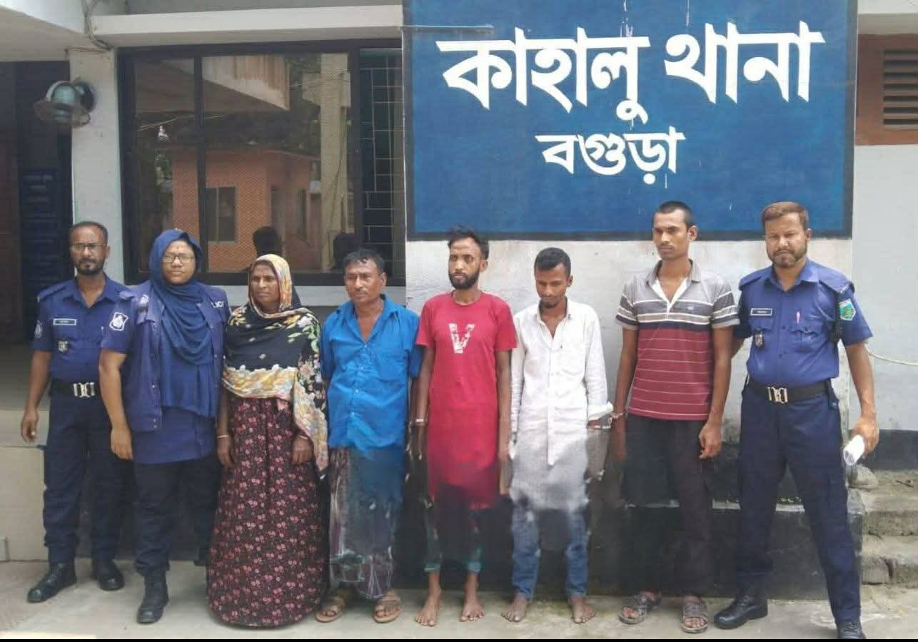 কাহালুতে পৃথক অভিযানে ৫ মাদক ব্যবসায়ী আটক