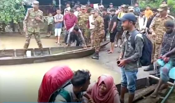 সেনাবাহিনীর সহায়তায় সাজেকে আটকে পড়া পর্যটকদের নিরাপদ প্রত্যাবর্তন